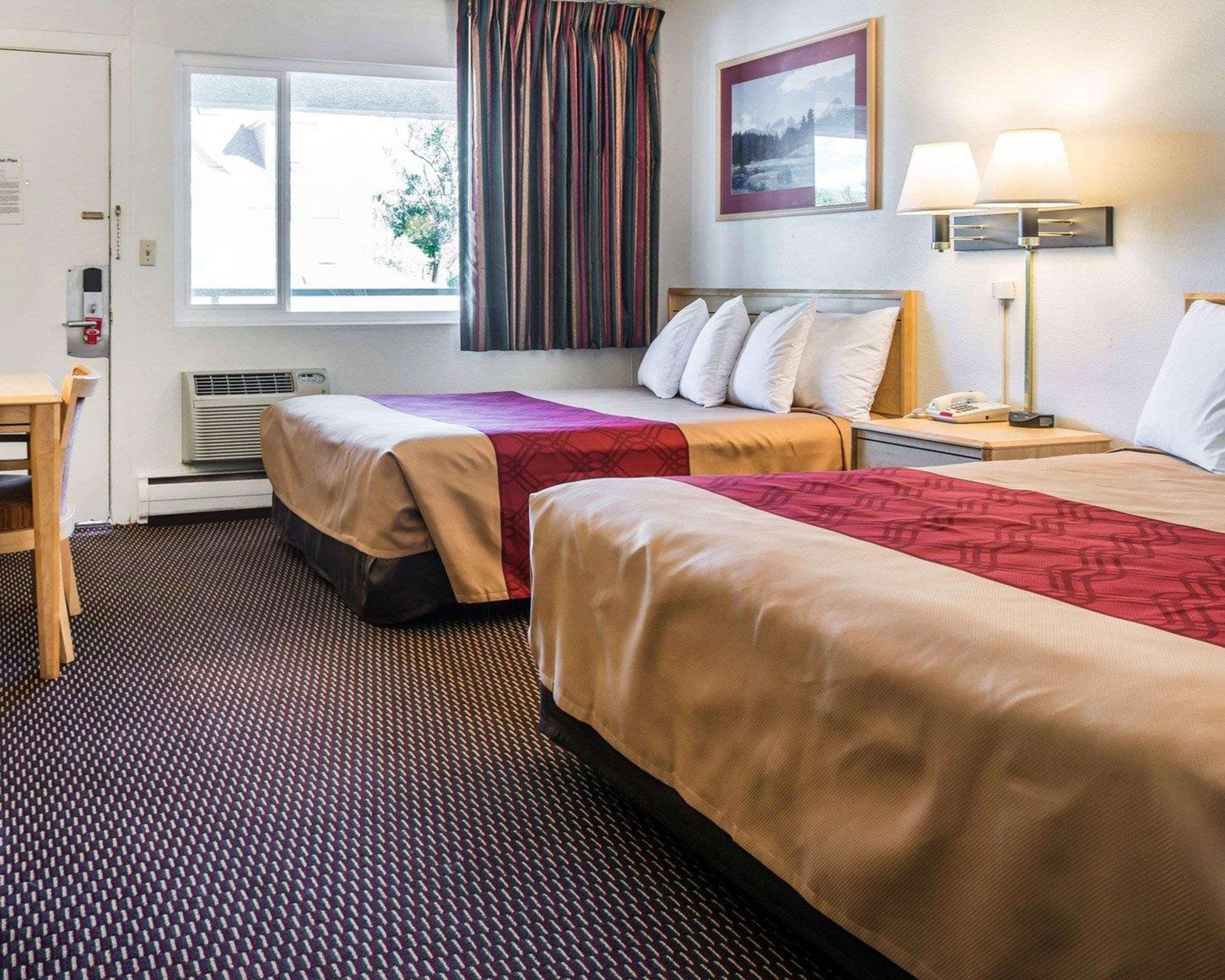 Econo Lodge Downtown Κολοράντο Σπρινγκς Εξωτερικό φωτογραφία