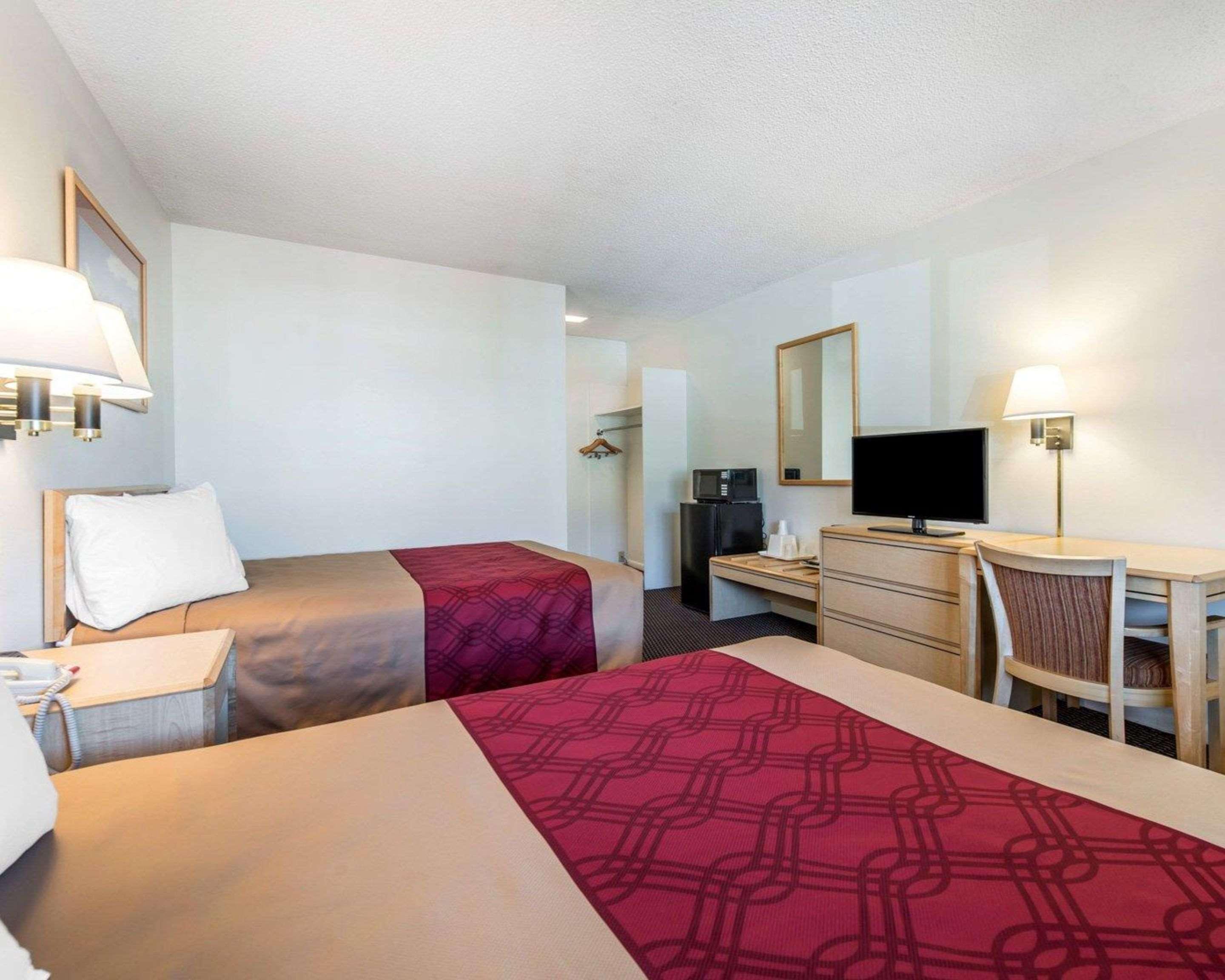 Econo Lodge Downtown Κολοράντο Σπρινγκς Εξωτερικό φωτογραφία
