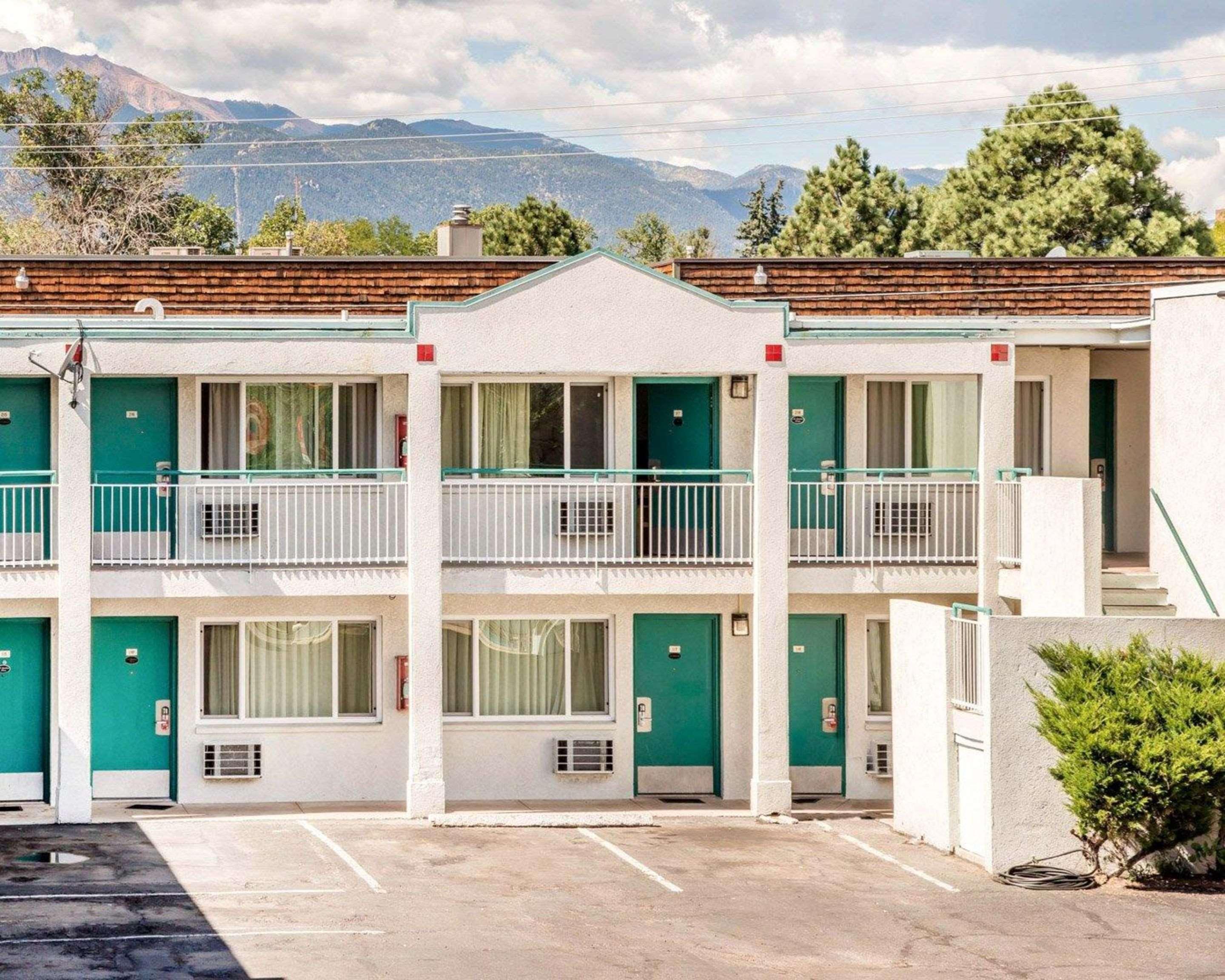 Econo Lodge Downtown Κολοράντο Σπρινγκς Εξωτερικό φωτογραφία